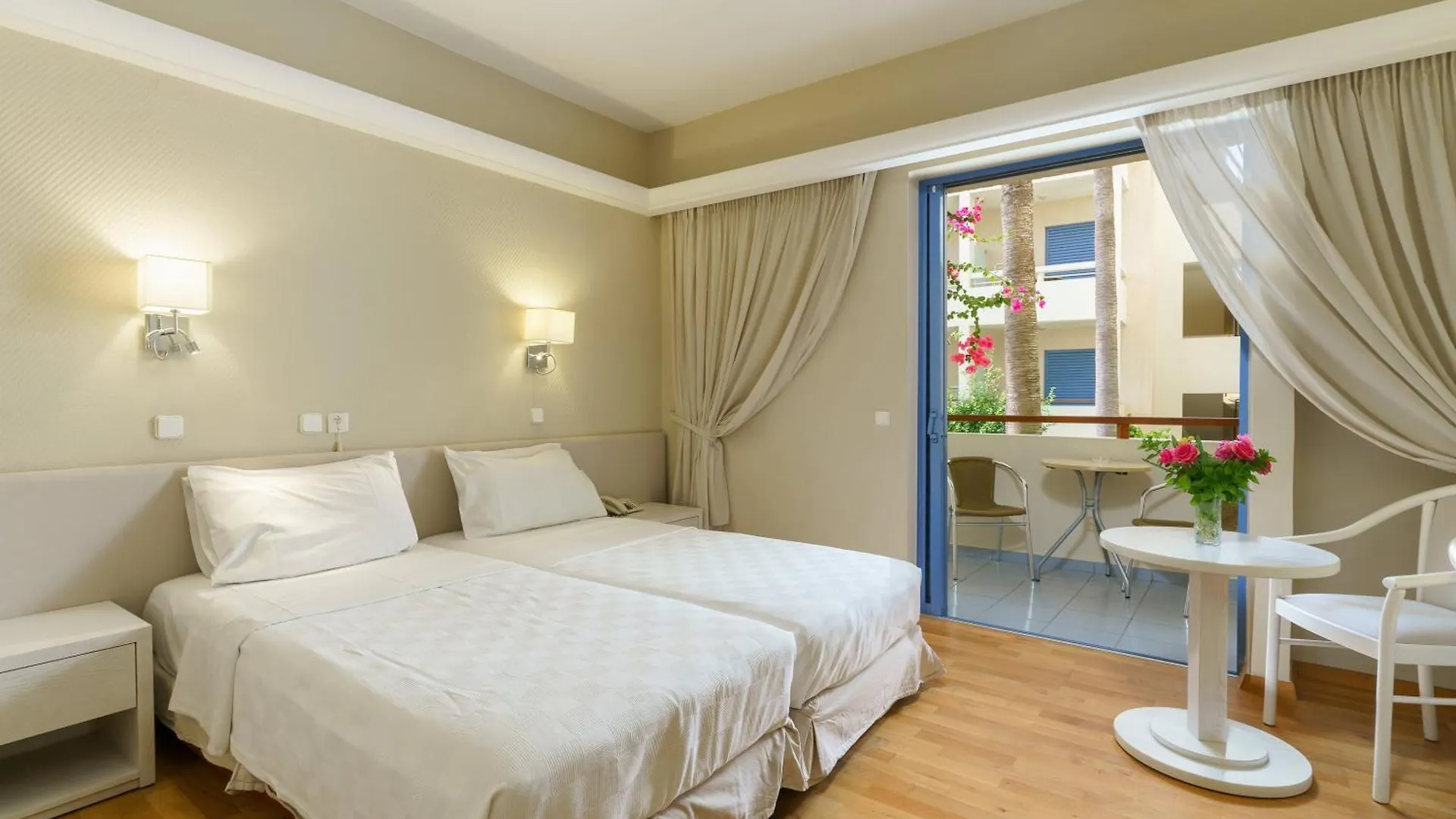 Pearl Beach Ρέθυμνο Ελλάδα