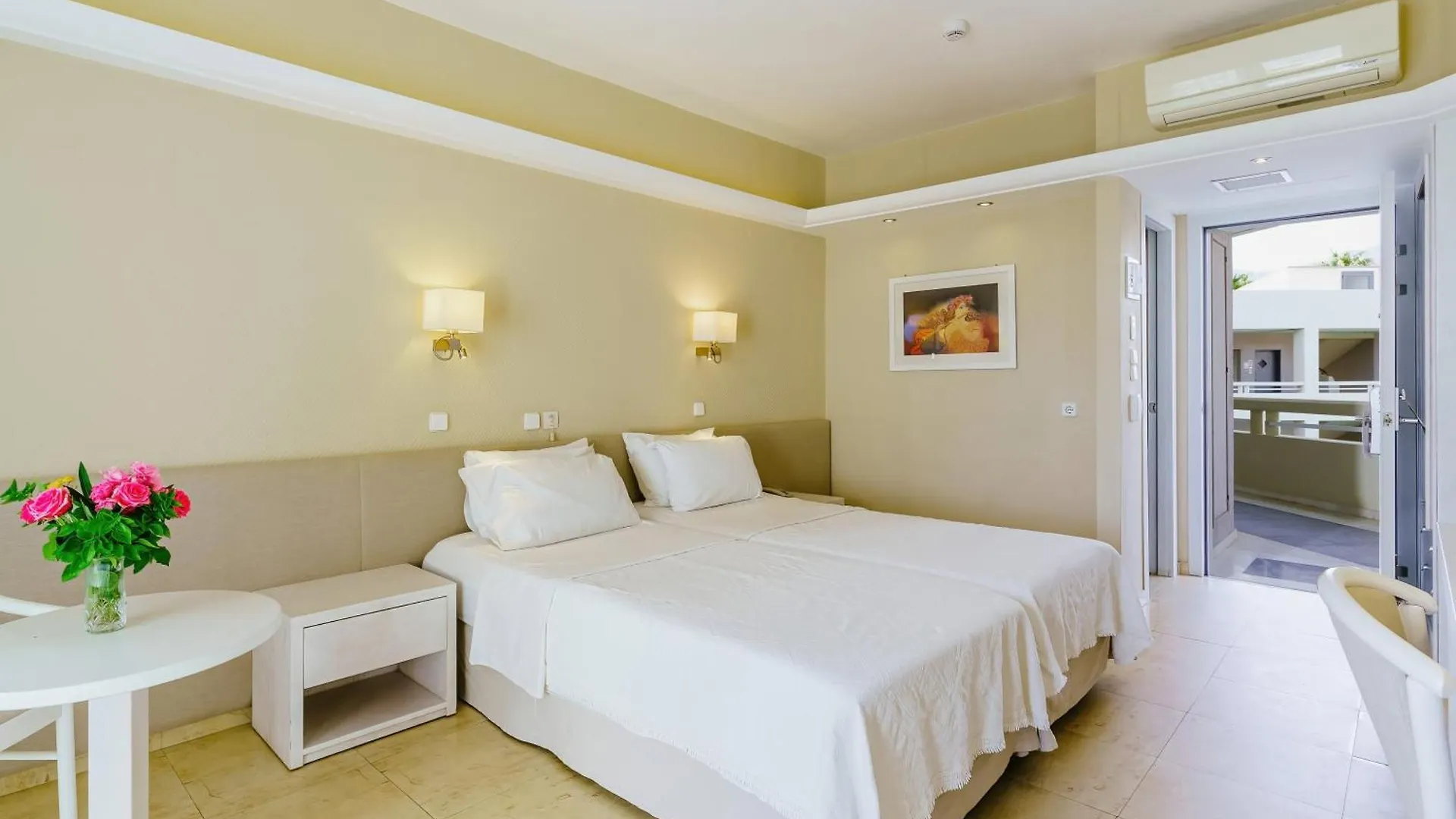 Pearl Beach Rethymno  Hotel